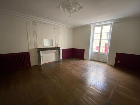 Local professionnel POITIERS – 2 pièces – 46.7 m² - Photo 2