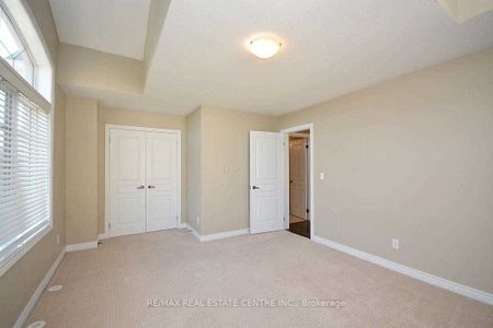 Condo Townhouse For Lease | W8144154 - Photo 2