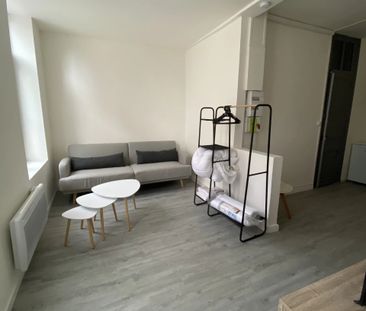 Location Appartement 1 pièce 22m² ROUBAIX 59100 - Photo 2