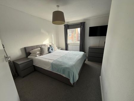 2 bedroom terraced house to rent - Photo 3