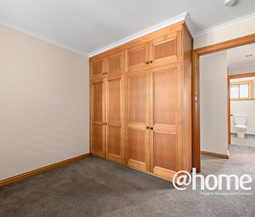 Spacious Family Living - Photo 3