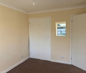 2 bedroom Bungalow To Let - Photo 6