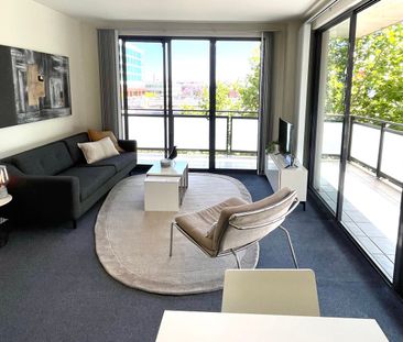 2 bed apartment in vibrant East End - Photo 2