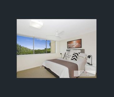 Modern 2-Bedroom Apartment - Photo 4