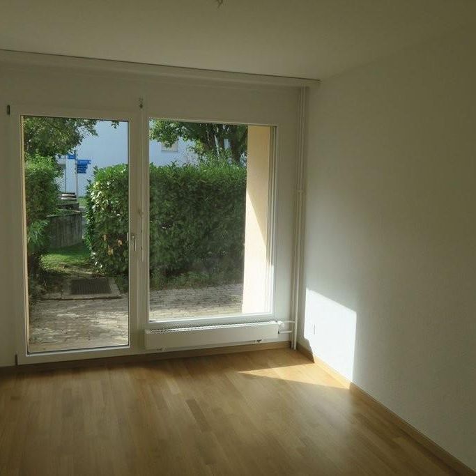 3 1/2-Zimmer-Wohnung mit Sitzplatz in Bolligen - Photo 1