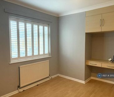 2 bedroom flat to rent - Photo 5