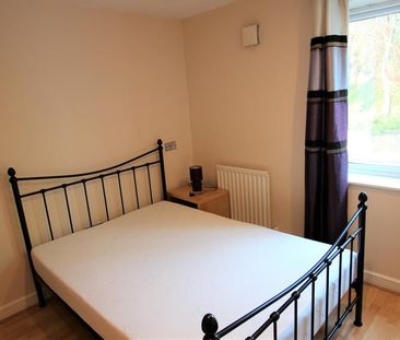 2 bedroom flat to rent - Photo 6
