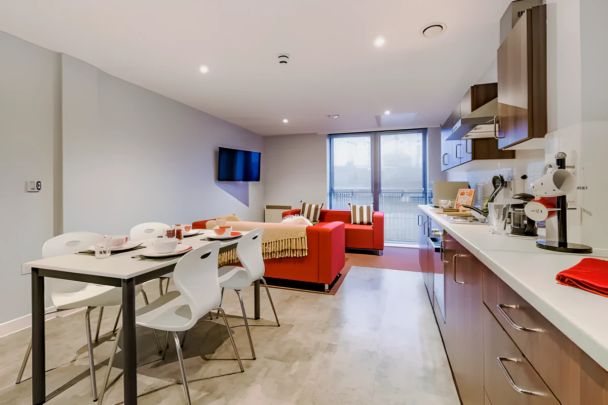 6 Bed Premium Plus En-suite - Photo 1