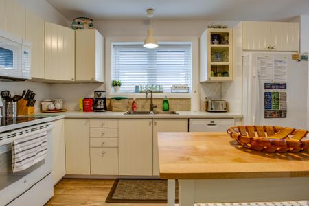 For Lease - 339 Eastwood Avenue Unit# FRONT, Fort Erie, Ontario - Photo 4