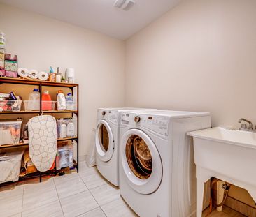 For Lease - 20 Harcourt Street, Vaughan, Ontario - Photo 1