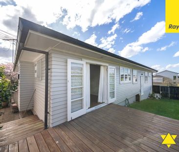 Spacious 4-Bed, 2-Bath Kohimarama Home - Family Friendly, Double Ga... - Photo 5
