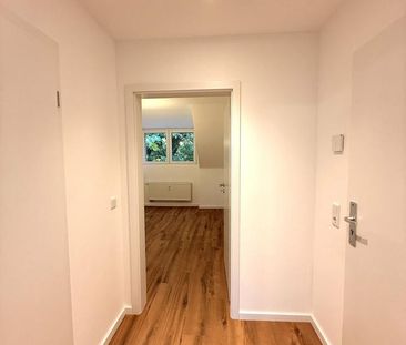 Frisch sanierte 1-Zimmer-Wohnung mit hochwertiger Ausstattung in de... - Photo 1