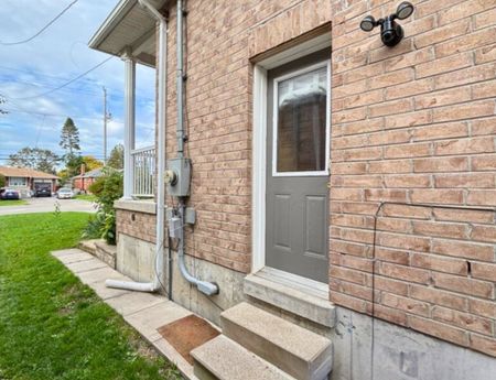 For Lease - 1215 Simcoe Street Unit# BSMT, Oshawa, Ontario - Photo 4