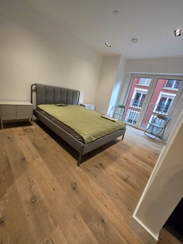 1 Bed Flat, Keybridge Tower, SW8 - Photo 3
