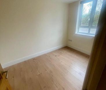 West Street, Fareham, Hampshire - Photo 1