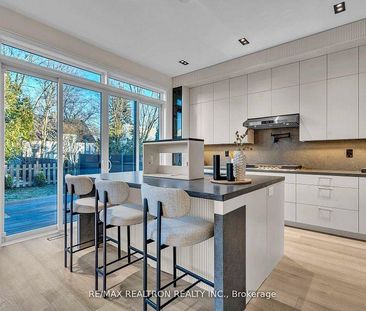 19 Topham Road apartment — Toronto, ON (4-Bedroom) - 4 Bedroom - Photo 4