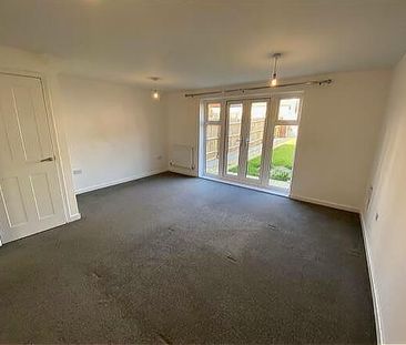 Burgundy Drive, HP2 7BX, Hemel Hempstead - Photo 1