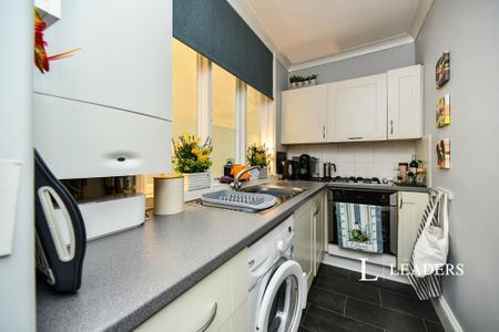 1 bedroom flat to rent - Photo 5
