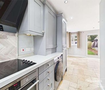 Penny Cottage, Omers Rise, Burghfield Common, Reading, Berkshire, RG7 - Photo 3