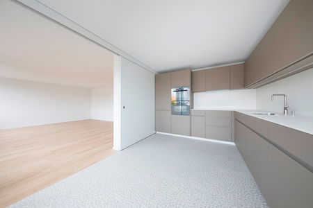 Schöne, helle Wohnung zu vermieten - 5 Minuten vom Bahnhof entfernt! - Photo 5