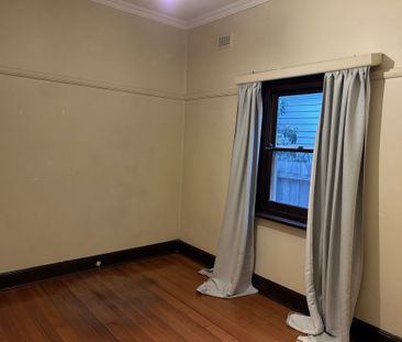 Comfortable 3 Bedroom Family Home - Photo 6