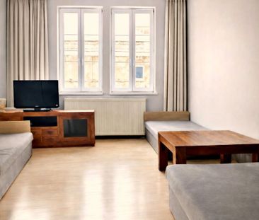 Duże, 2 oddzielne pokoje, parking, media w cenie - Фото 1