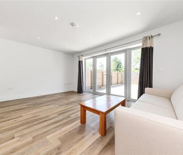 3 bedroom semi-detached house to rent - Photo 4