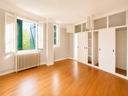 Location Maison 4 pièces 172m² URRUGNE 64122 - Photo 2