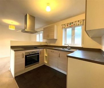 2 bedroom semi-detached house to rent - Photo 4