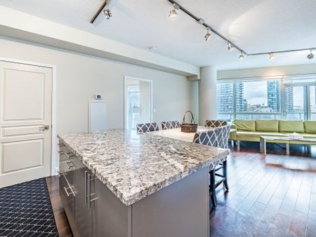 For Lease - 352 Front Street Unit# 1915, Toronto, Ontario - Photo 2