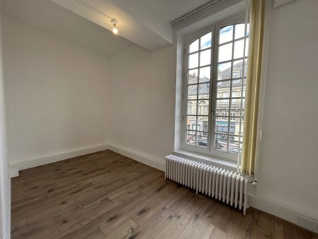 Location Appartement 4 pièces 100 m2 à Saint-Quentin - Photo 4