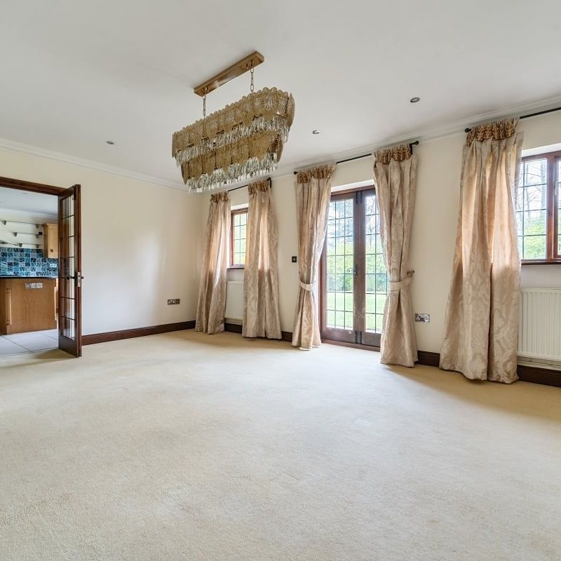 4 bedroom detached house to rent - Photo 1