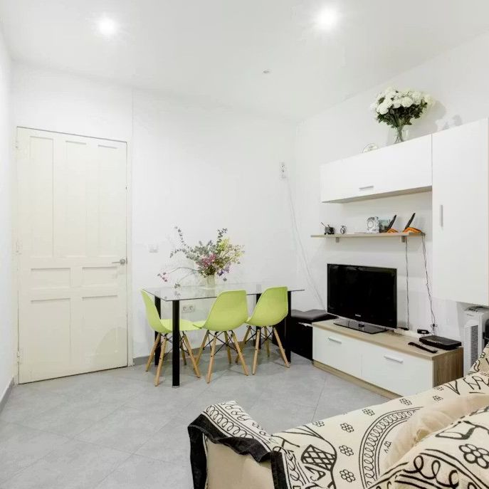 Calle del Divino Pastor, Madrid, Community of Madrid 28004 - Foto 1