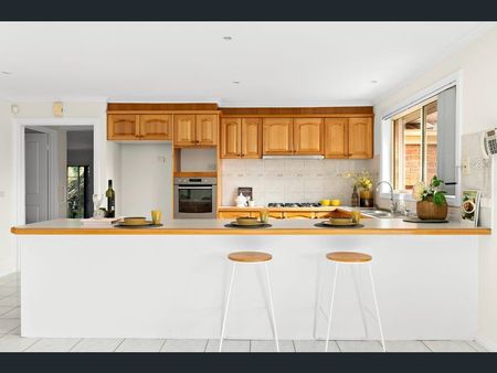 5 Bentley Way, Mill Park - Photo 5