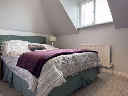 2 bedroom flat to rent - Photo 3