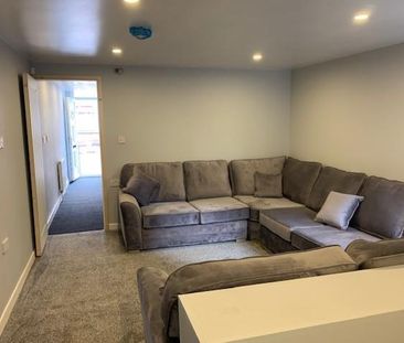 7 bedroom terraced house to rent - Photo 6
