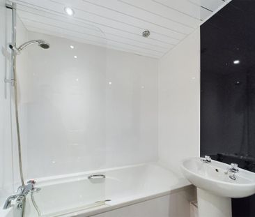 2 bedroom terraced house to rent - Photo 6