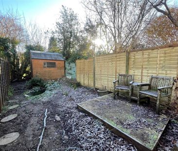 2 bedroom maisonette to rent - Photo 6