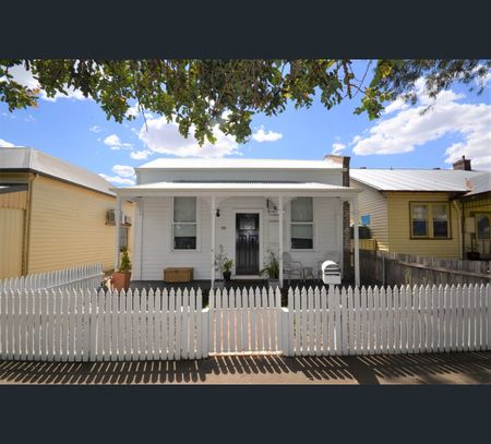 59 Hopetoun Street, Bendigo, Vic 3550 - Photo 2