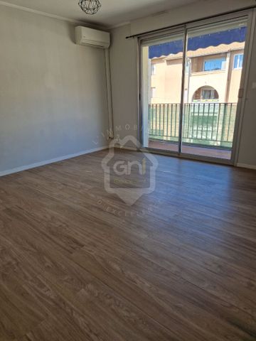 Location Appartement 1 pièce 31m² - Photo 3