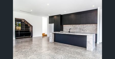 A Landmark Rental Opportunity in Mooroolbark - Photo 3