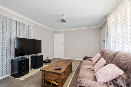 31 Nemesis Place, South Kalgoorlie - Photo 3