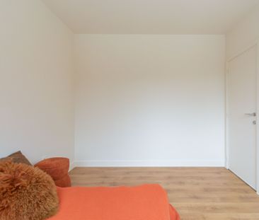 Ruime, recent gerenoveerde rijwoning met 4 slaapkamers in Merelbeke - Photo 5
