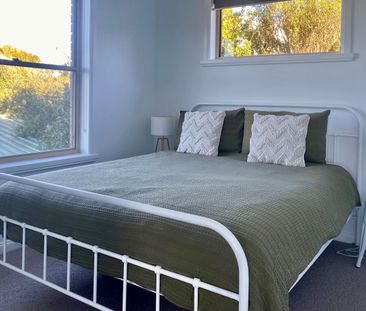 Fully Furnished in Beautiful Bridport - Photo 4