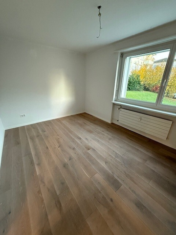 Moderne 2.5-Zimmerwohnung an Toplage - Ihr neues Zuhause! - Photo 2