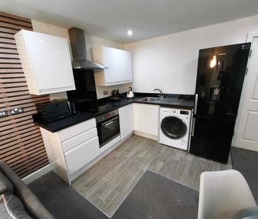 2 Bed Flat, Shield House, S6 - Photo 5