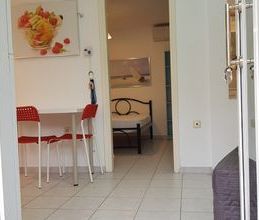 Studio/Γκαρσονιέρα για ενοικίαση - Πανόραμα, - Photo 1