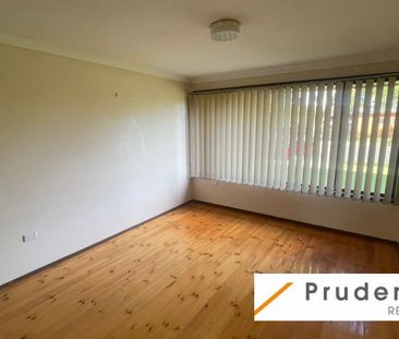 Three Bedroom Family Home - Photo 2