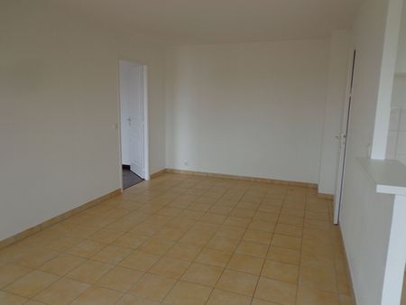 Location Appartement 3 pièces 55m² - Photo 5