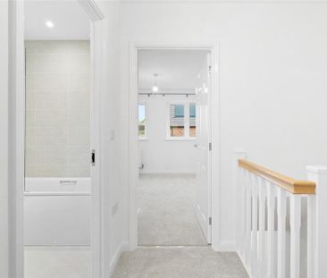 2 bedroom terraced house to rent - Photo 1
